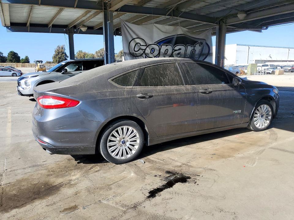 Zdjęcie 3 z aukcji – 2015 FORD FUSION z VIN 3FA6P0PU4FR280485