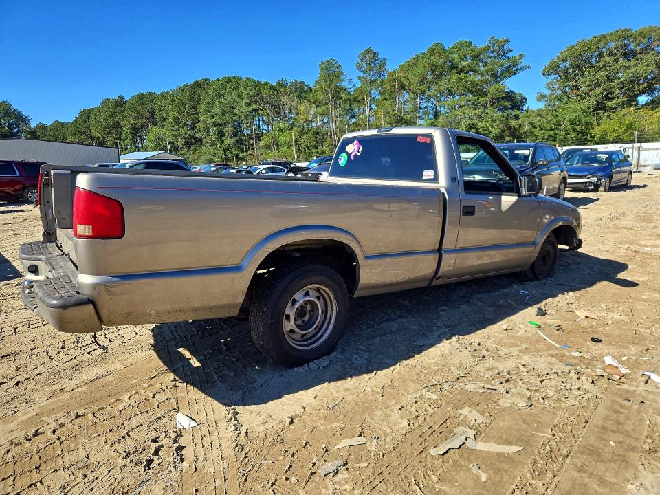 Zdjęcie 3 z aukcji – 2003 GMC SONOMA z VIN 1GTCS14X438185129