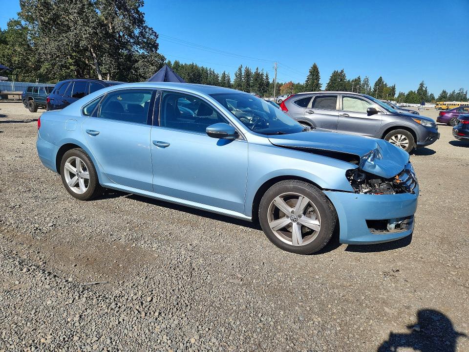 Photo 4 from auction – 2012 VOLKSWAGEN PASSAT with VIN 1VWBP7A3XCC061457