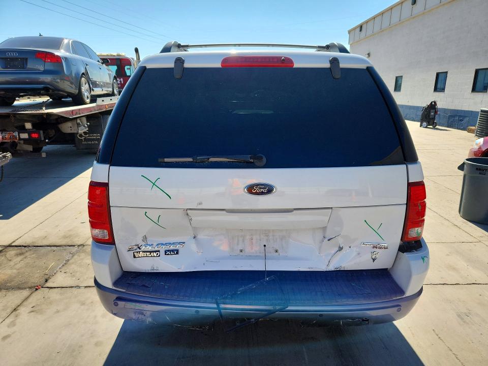 Photo 6 from auction – 2005 FORD EXPLORER with VIN 1FMZU73W85ZA66458
