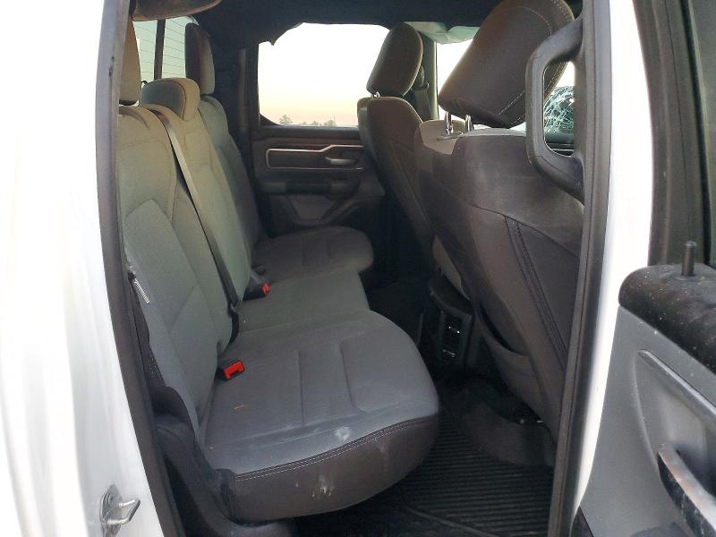Zdjęcie 10 z aukcji – 2022 RAM 1500 z VIN 1C6RREBG6NN451794