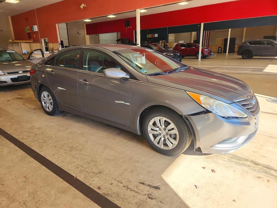 Снимка 4 от търг – 2012 HYUNDAI SONATA с VIN 5NPEB4ACXCH456305