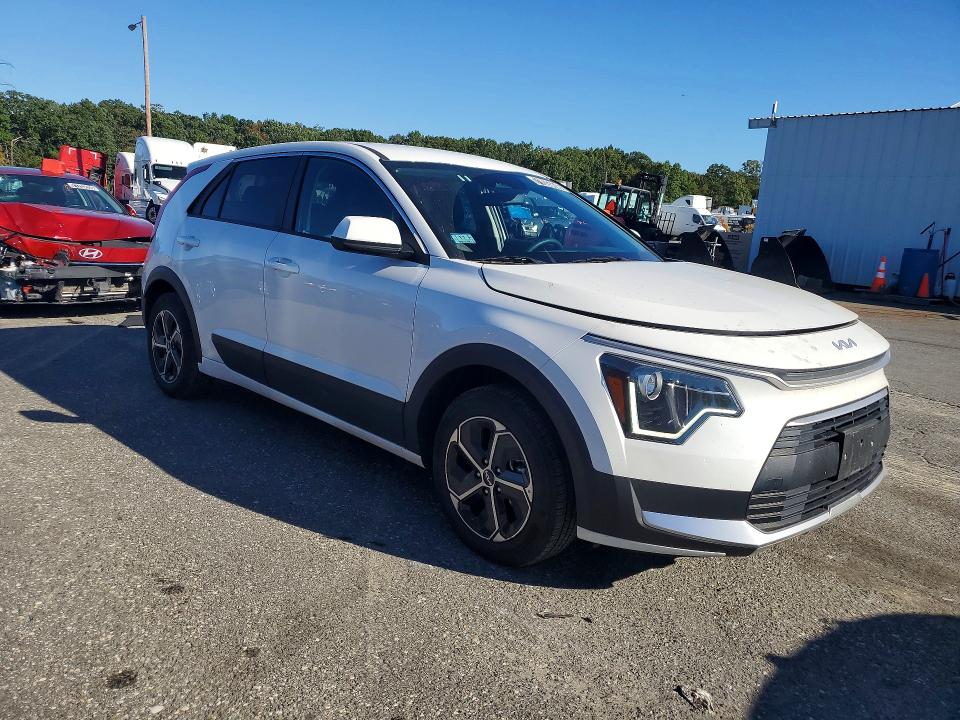 Снимка 4 от търг – 2026 KIA NIRO с VIN KNDCP3LE5T5329043