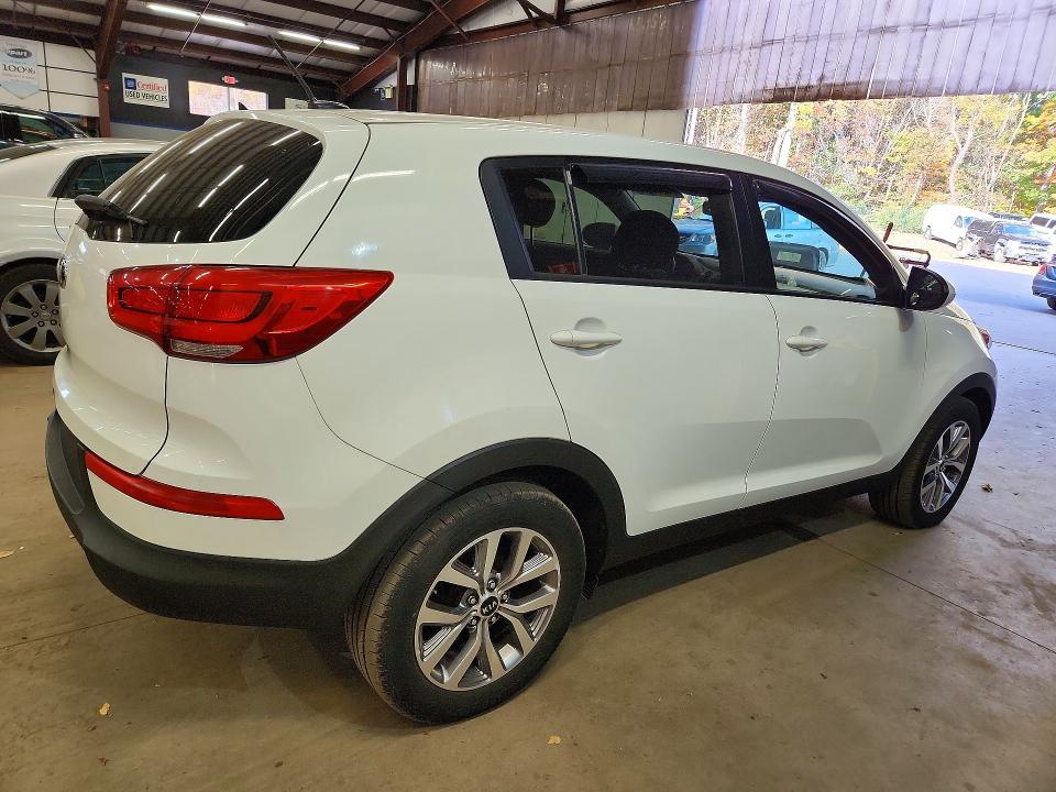 Снимка 3 от търг – 2016 KIA SPORTAGE с VIN KNDPB3AC1G7846013