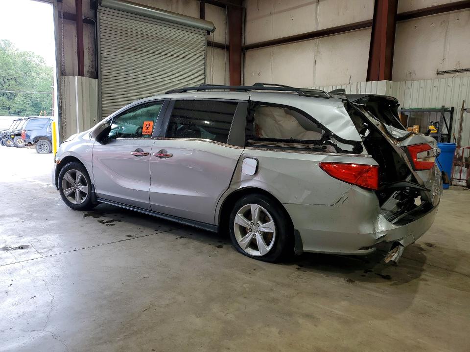 Photo 2 from auction – 2020 HONDA ODYSSEY with VIN 5FNRL6H74LB010958