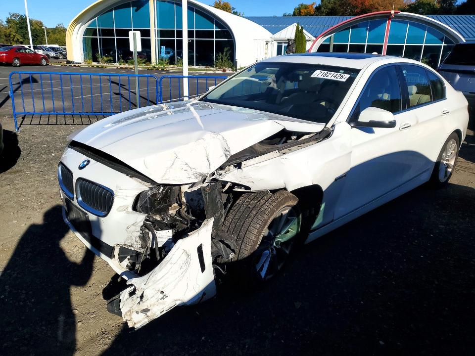 BMW 535 2016 with VIN WBA5B3C50GG258039 - Photo from auction