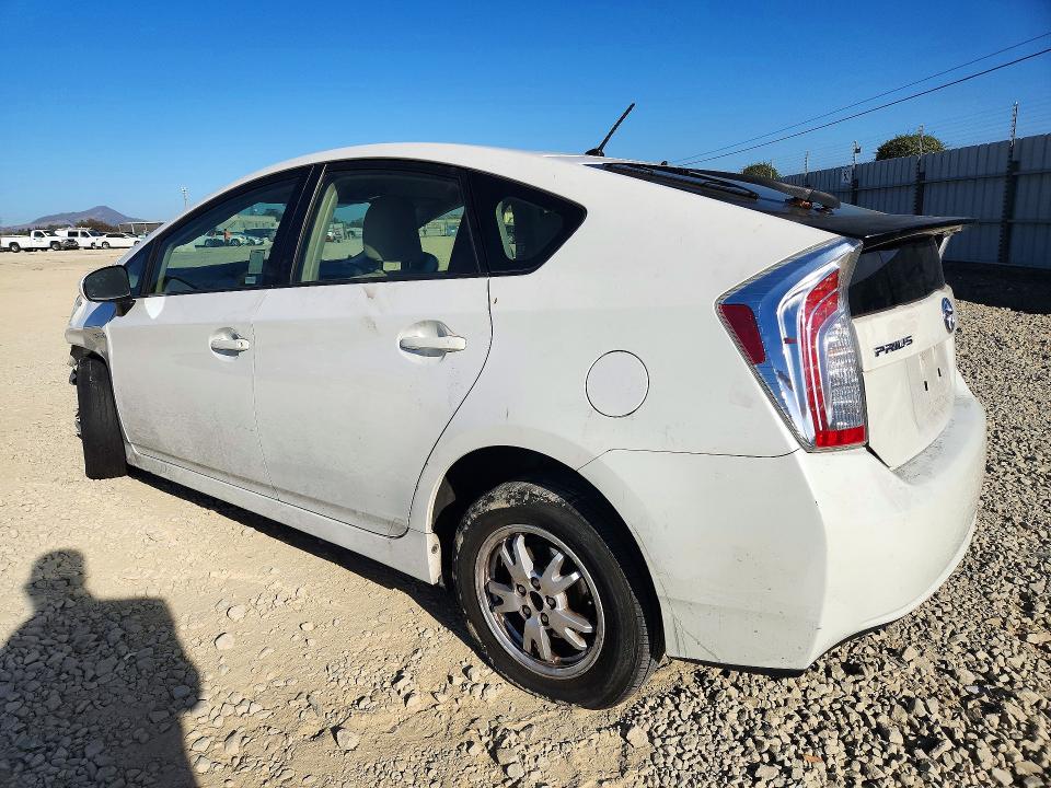 Photo 2 from auction – 2014 TOYOTA PRIUS with VIN JTDKN3DU4E0364731