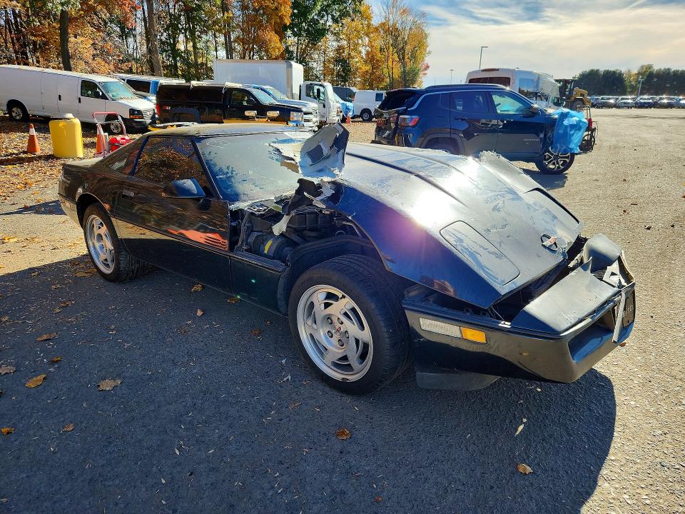 Снимка 4 от търг – 1990 CHEVROLET CORVETTE с VIN 1G1YY2385L5100345