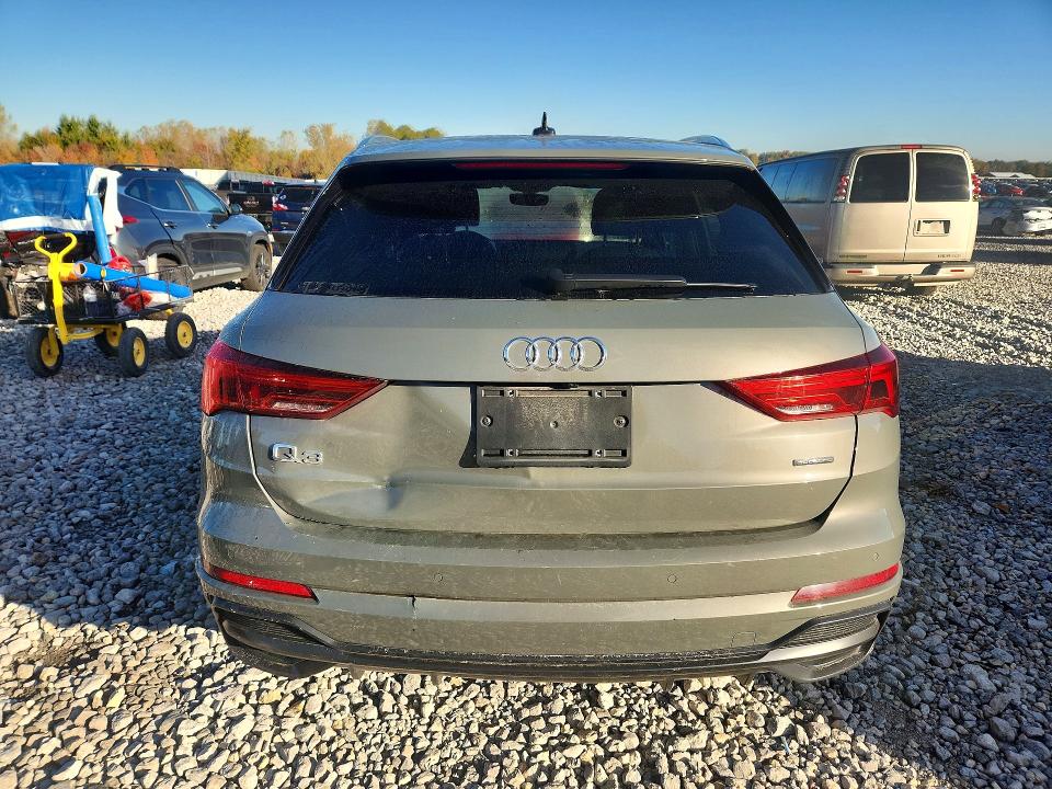 Снимка 6 от търг – 2022 AUDI Q3 с VIN WA1EECF36N1098778