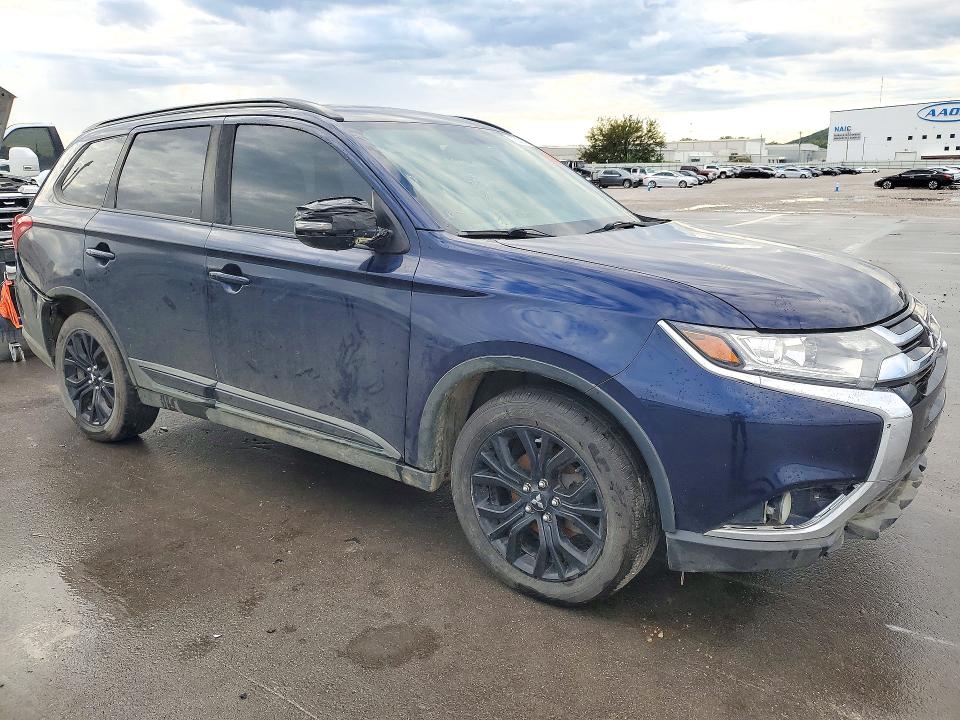 Снимка 4 от търг – 2018 MITSUBISHI OUTLANDER с VIN JA4AD3A33JZ022410
