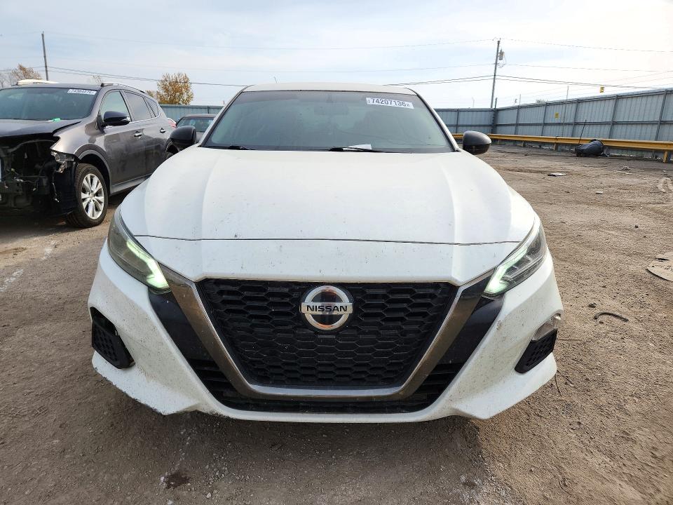 Снимка 5 от търг – 2019 NISSAN ALTIMA с VIN 1N4BL4CV9KC197725
