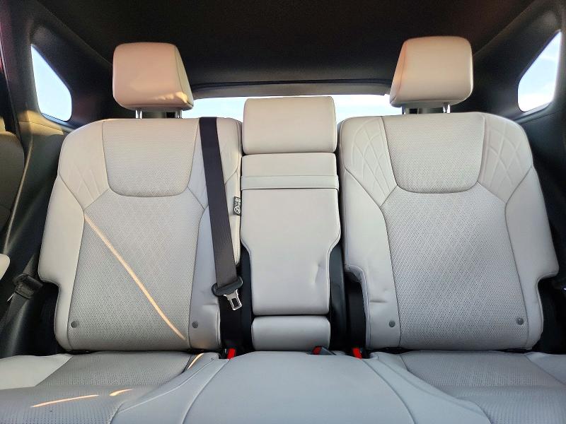 Фото 10 с аукциона – 2025 LEXUS RX 350 с VIN JTJCHMAA6S2031584