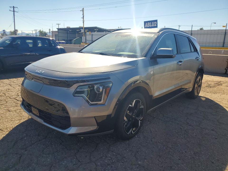 Foto 1 de la subasta – 2023 KIA NIRO con VIN KNDCR3L18P5071467