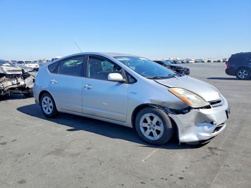 Zdjęcie 4 z aukcji – 2008 TOYOTA PRIUS z VIN JTDKB20U283458490