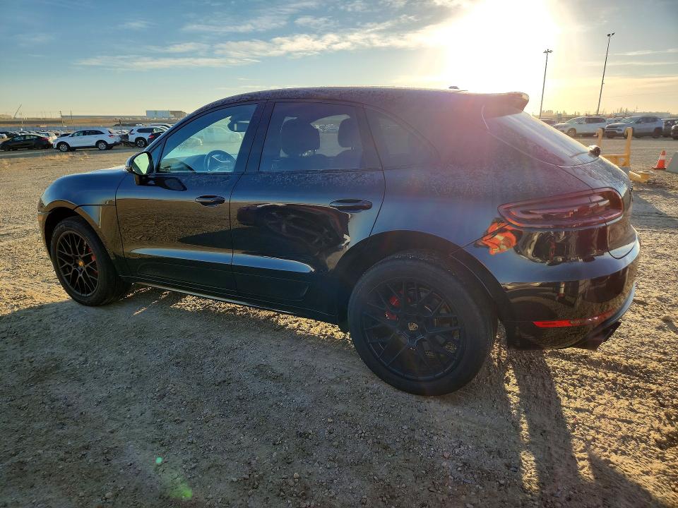 Zdjęcie 2 z aukcji – 2017 PORSCHE MACAN z VIN WP1AG2A51HLB50939