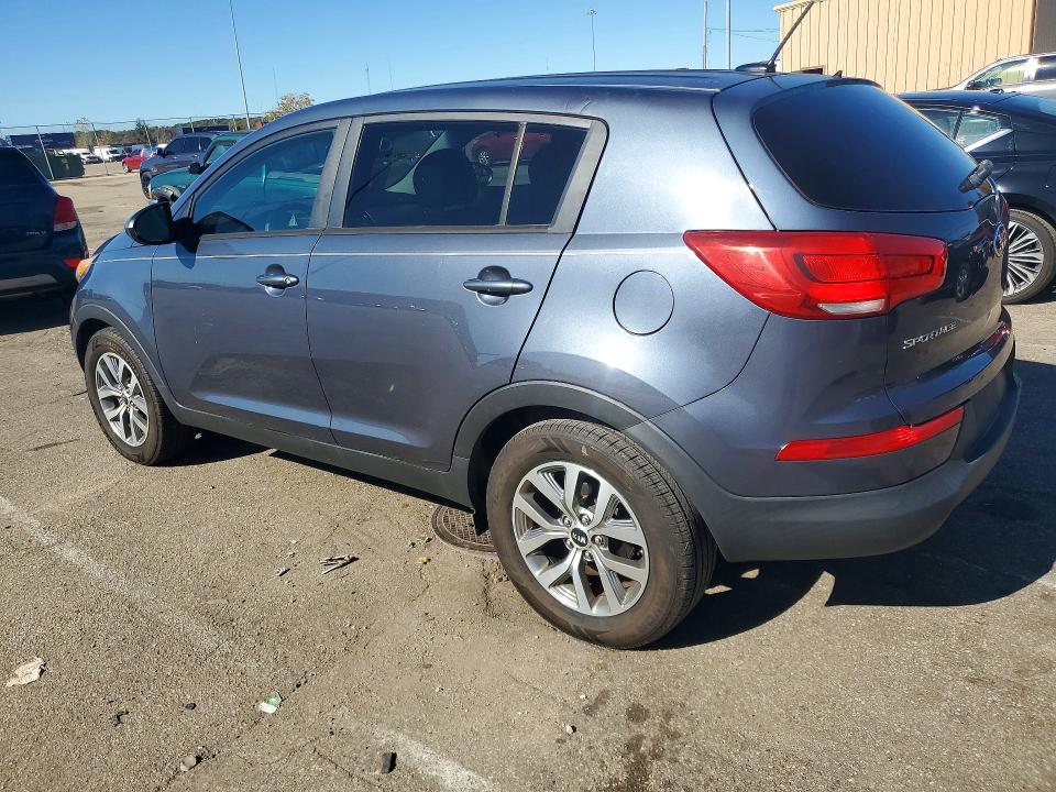 Снимка 2 от търг – 2015 KIA SPORTAGE с VIN KNDPB3AC4F7731839