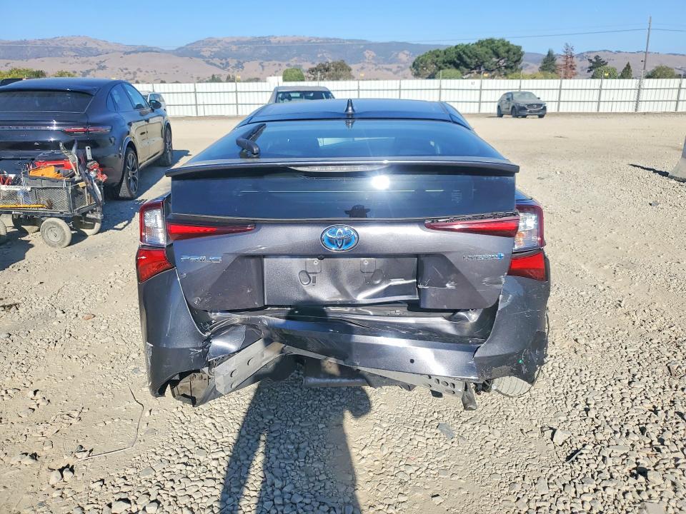 Снимка 6 от търг – 2022 TOYOTA PRIUS с VIN JTDKAMFU2N3153198