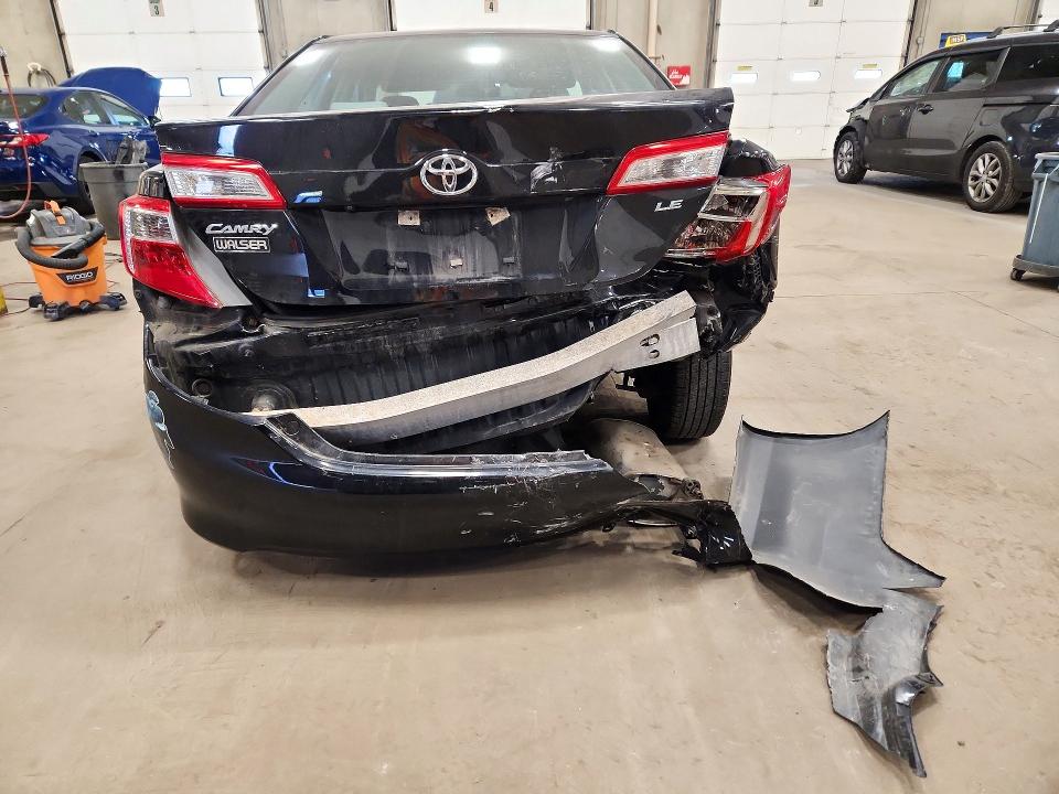 Снимка 6 от търг – 2014 TOYOTA CAMRY с VIN 4T4BF1FK2ER433200