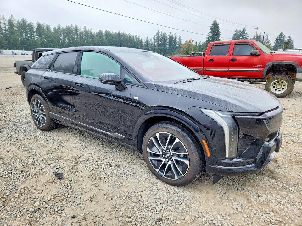 Снимка 4 от търг – 2025 CADILLAC OPTIQ с VIN 3GYK3EMR8SS160400