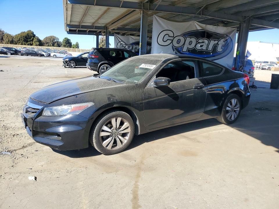 HONDA ACCORD 2012 с VIN 1HGCS1B74CA013065 - Снимка от търг