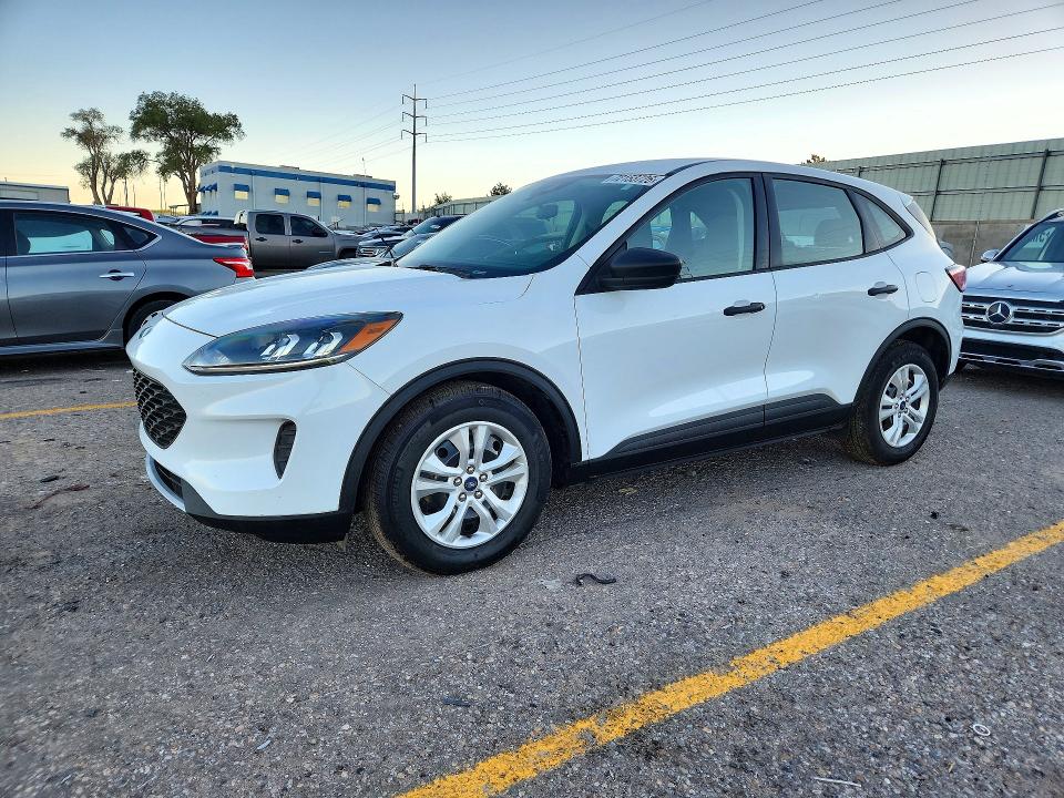 FORD ESCAPE 2021 with VIN 1FMCU0F66MUA19966 - Photo from auction