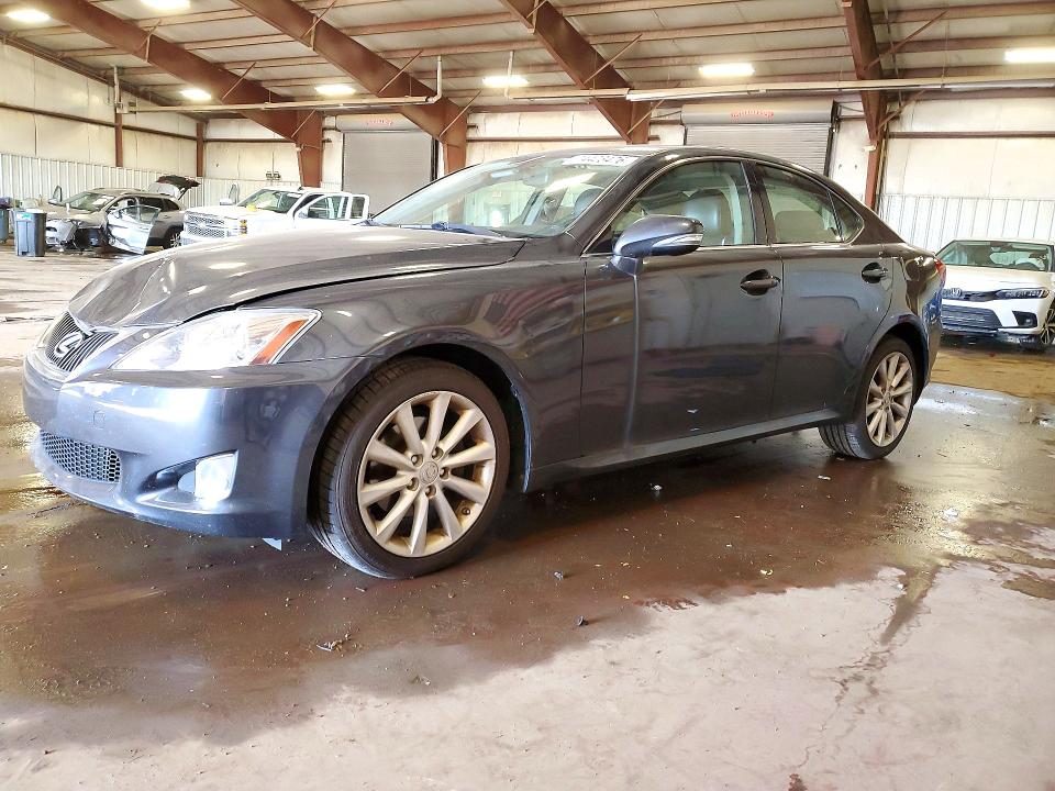 LEXUS IS 2009 с VIN JTHCK262095029055 - Снимка от търг