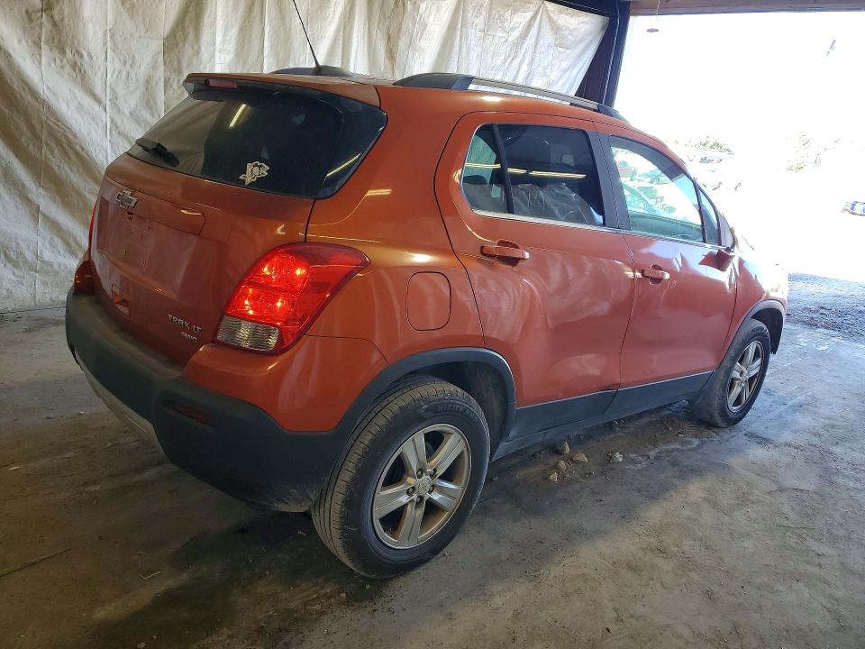 Снимка 3 от търг – 2015 CHEVROLET TRAX с VIN KL7CJRSB0FB074946