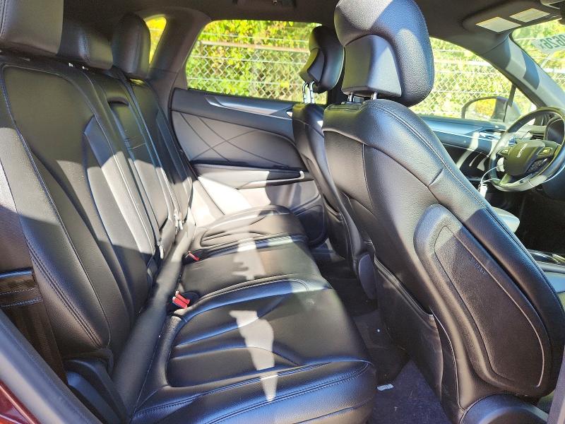 Снимка 11 от търг – 2016 LINCOLN MKC с VIN 5LMCJ1D93GUJ20430