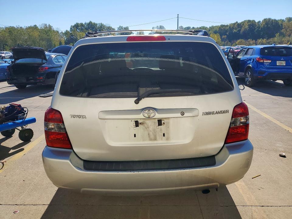 Photo 6 from auction – 2007 TOYOTA HIGHLANDER with VIN JTEGD21A270167262