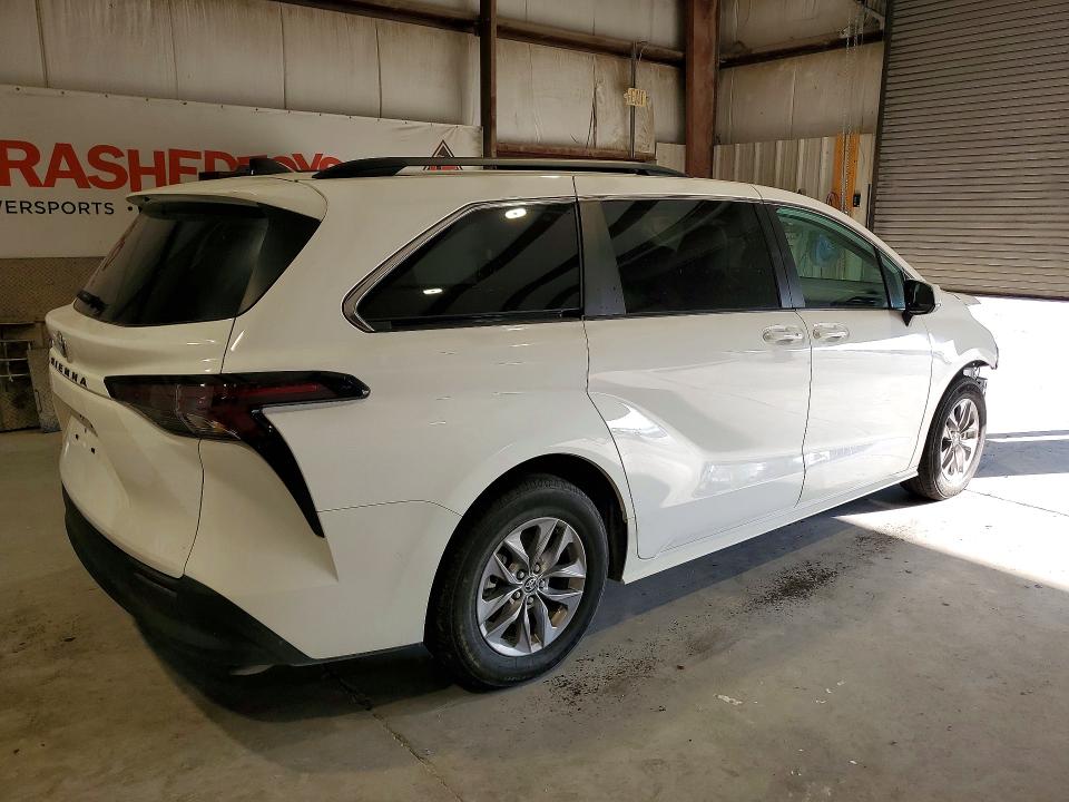 Снимка 3 от търг – 2026 TOYOTA SIENNA с VIN 5TDKRKECXTS312602