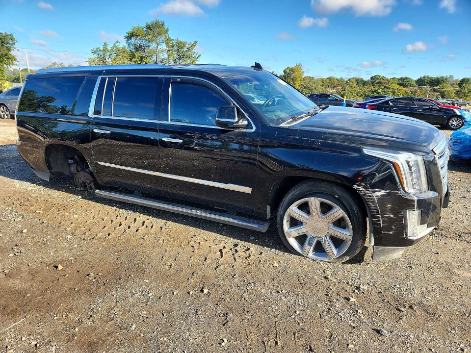 Photo 4 from auction – 2019 CADILLAC ESCALADE with VIN 1GYS3KKJXKR162910