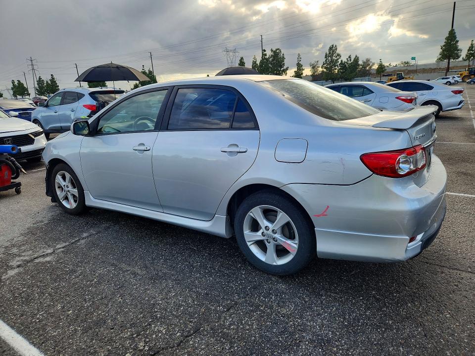 Снимка 2 от търг – 2013 TOYOTA COROLLA с VIN 5YFBU4EE7DP090039