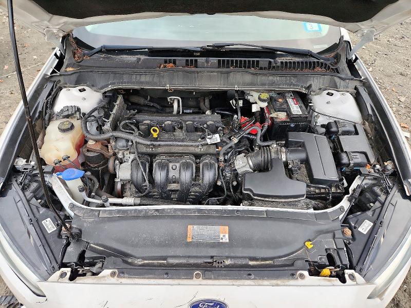 Снимка 11 от търг – 2016 FORD FUSION с VIN 3FA6P0H78GR372998