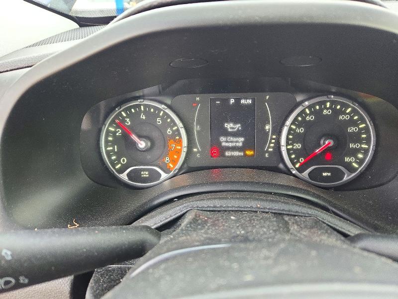 Снимка 9 от търг – 2016 JEEP RENEGADE с VIN ZACCJABT0GPC61253