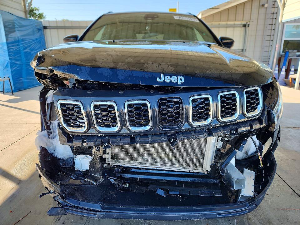 Photo 5 from auction – 2025 JEEP COMPASS with VIN 3C4NJDBN2ST597869