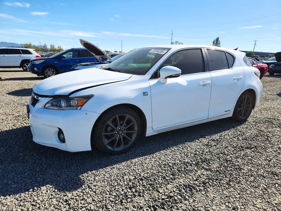 LEXUS CT 2013 con VIN JTHKD5BH4D2158556 - Foto de la subasta