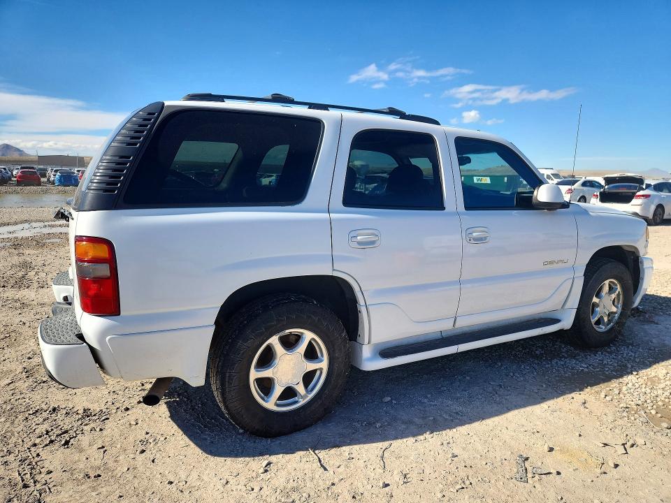 Zdjęcie 3 z aukcji – 2003 GMC YUKON z VIN 1GKEK63U43J177381