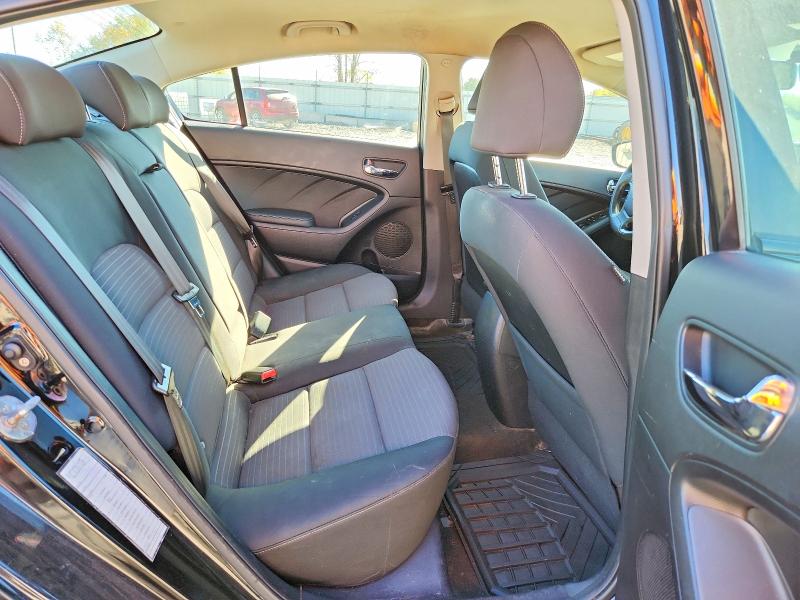Zdjęcie 10 z aukcji – 2016 KIA FORTE z VIN KNAFX4A64G5508496