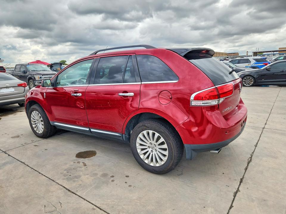 Zdjęcie 2 z aukcji – 2013 LINCOLN MKX z VIN 2LMDJ6JK9DBL41712