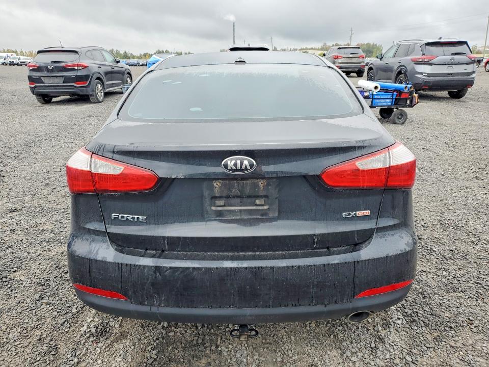 Foto 6 de la subasta – 2014 KIA FORTE con VIN KNAFX4A84E5148211