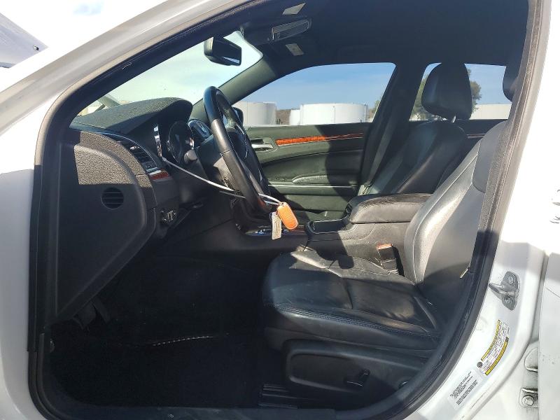 Снимка 7 от търг – 2014 CHRYSLER 300 с VIN 2C3CCAAG0EH235480