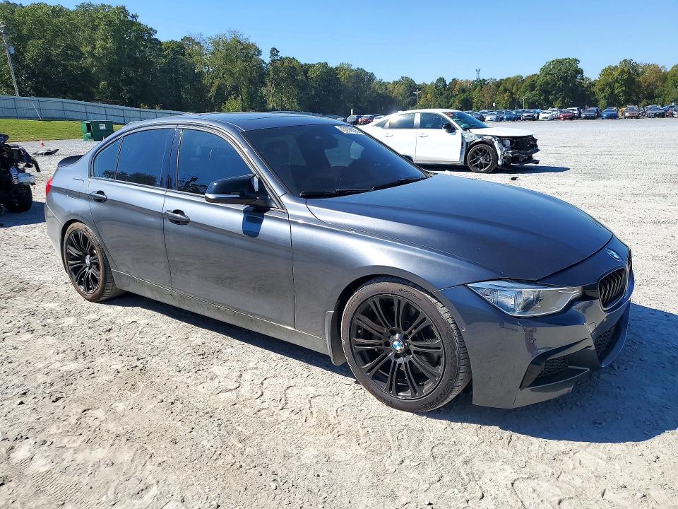 Снимка 4 от търг – 2013 BMW 335 с VIN WBA3A9G56DNP36737