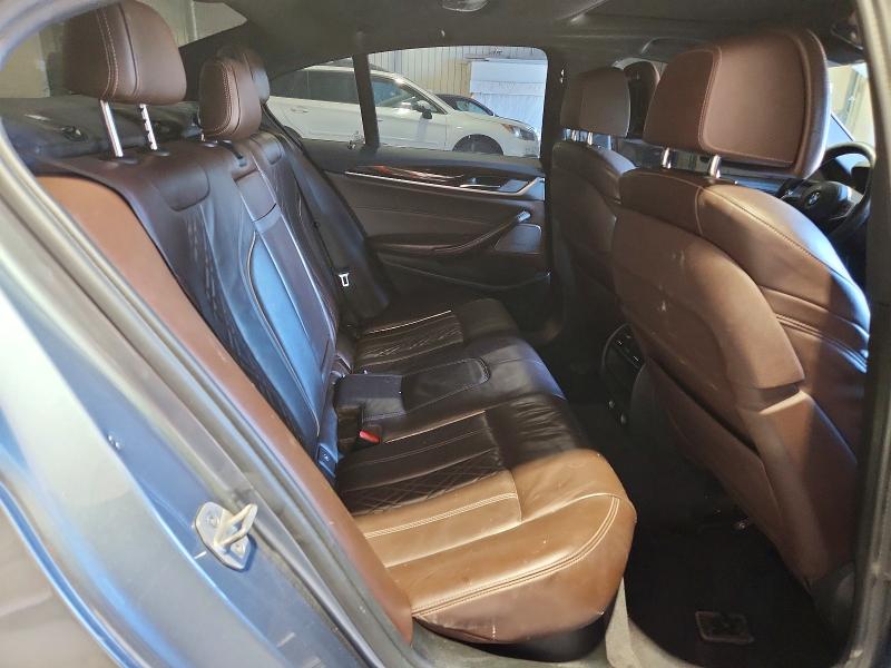 Photo 10 from auction – 2018 BMW M550XI with VIN WBAJB9C57JG463995