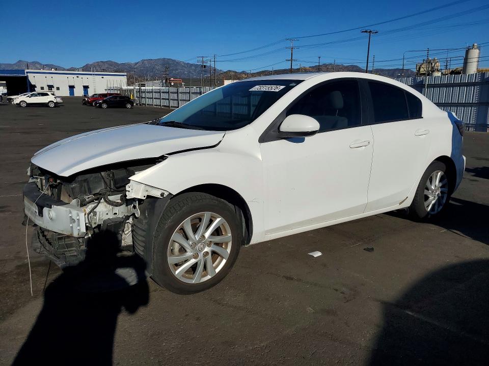 MAZDA 3 2012 с VIN JM1BL1V84C1654468 - Снимка от търг