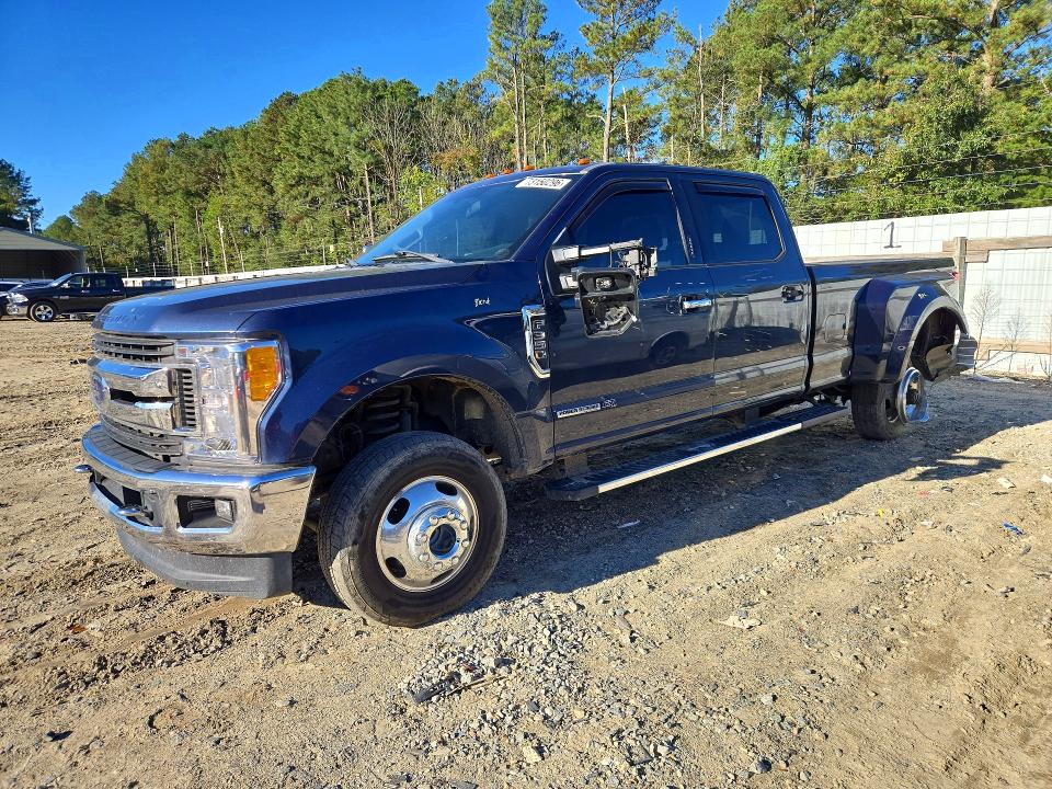 Photo 1 from auction – 2017 FORD F350 with VIN 1FT8W3DT9HEF32143