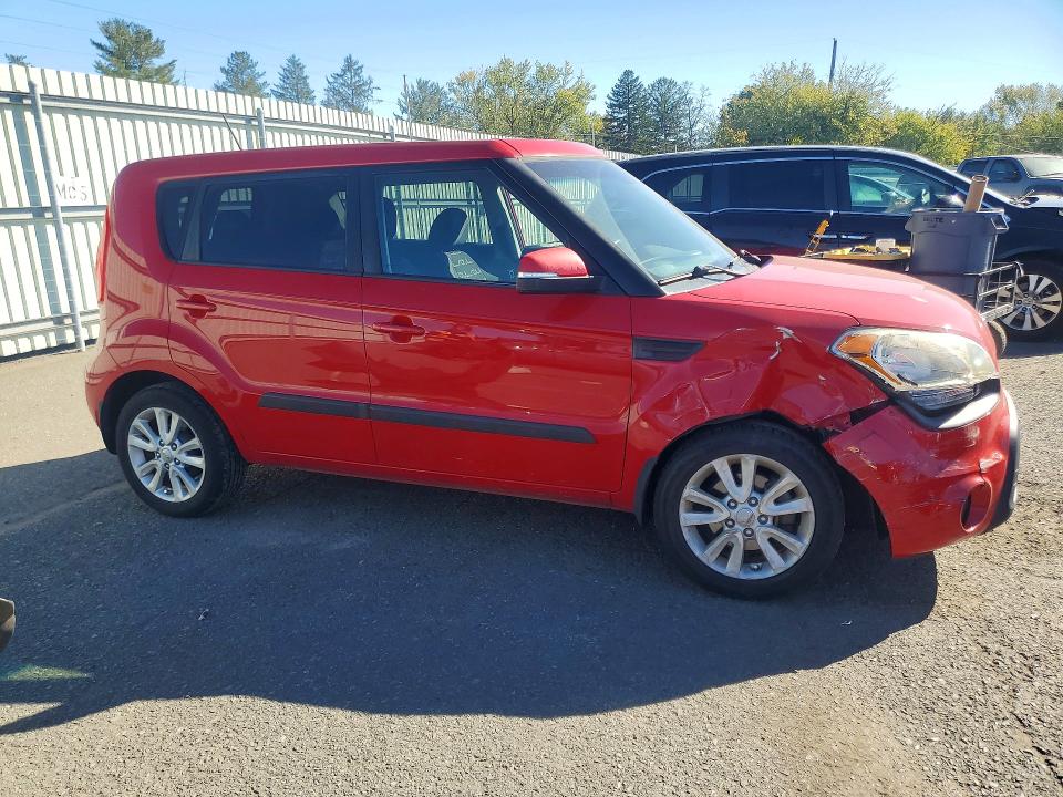 Снимка 4 от търг – 2012 KIA SOUL с VIN KNDJT2A65C7464214