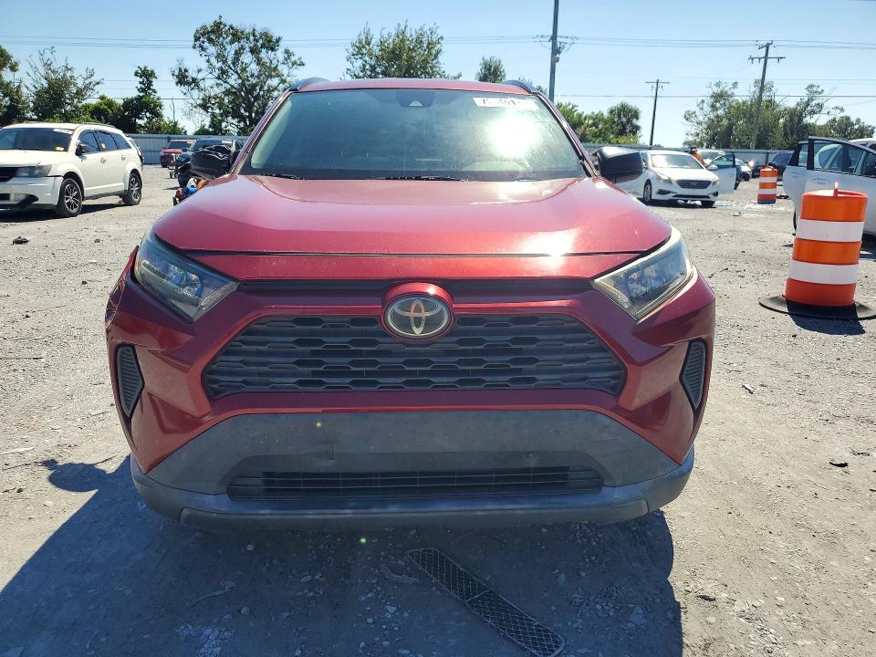 Снимка 5 от търг – 2019 TOYOTA RAV4 с VIN 2T3H1RFV1KW034759