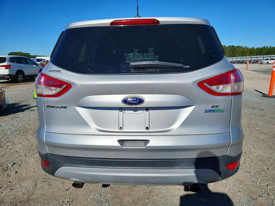 Foto 6 de la subasta – 2014 FORD ESCAPE con VIN 1FMCU0GX2EUC93500
