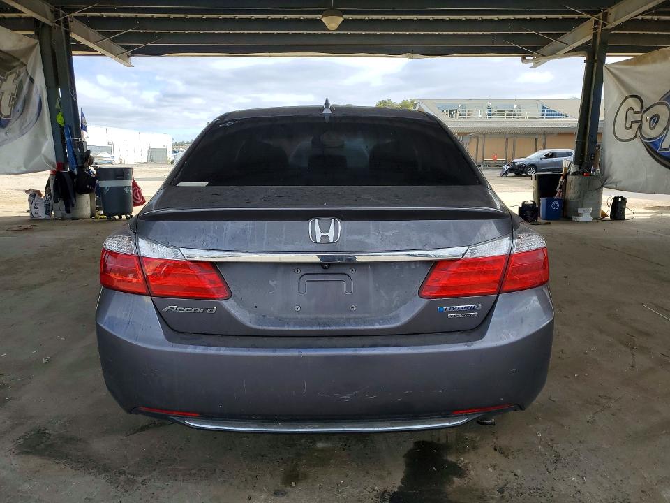 Снимка 6 от търг – 2015 HONDA ACCORD с VIN 1HGCR6F73FA012996