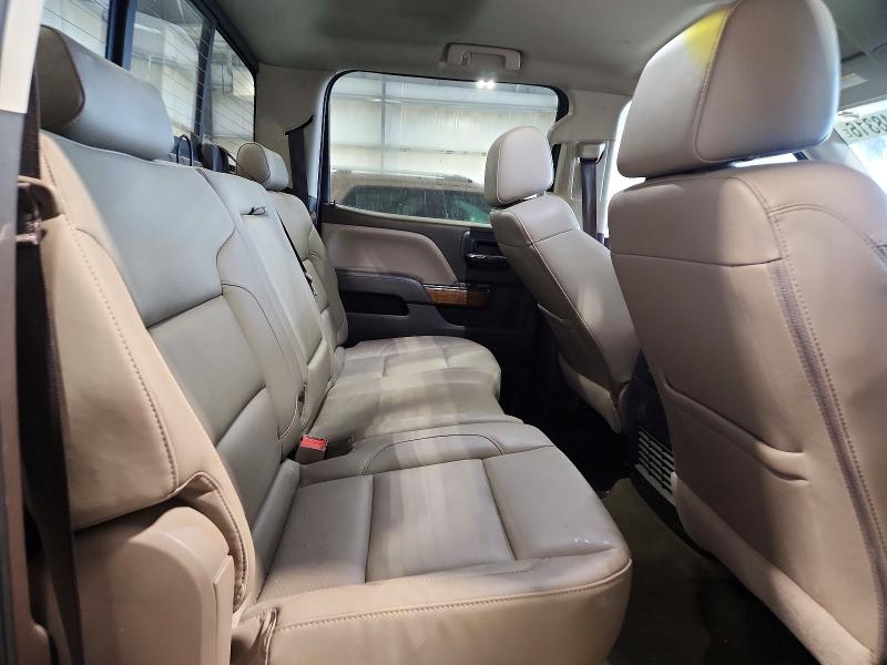 Снимка 10 от търг – 2018 GMC SIERRA с VIN 3GTU2NER7JG305413